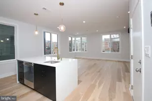 810 N Uber St, Philadelphia, PA 19130 - Photo 9