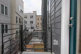 810 N Uber St, Philadelphia, PA 19130 - Photo 25