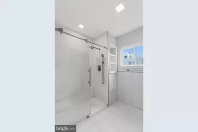 2340 S Hutchinson Street, Philadelphia, PA 19148 - Photo 21