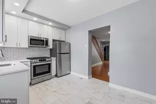 2340 S Hutchinson St, Philadelphia, PA 19148 - Photo 15