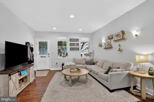 1202 Gerritt St, Philadelphia, PA 19147 - Photo 3