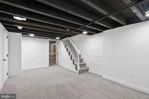 841 N 27th St, Philadelphia, PA 19130 - Photo 9