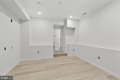 223 S 45th Street #1R, Philadelphia, PA 19104 - Photo 21