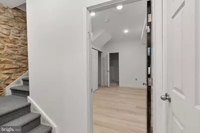 223 S 45th Street #1R, Philadelphia, PA 19104 - Photo 15