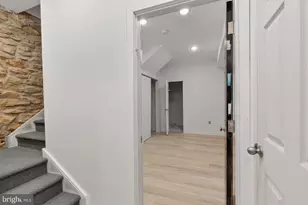 223 S 45th St, Philadelphia, PA 19104 - Photo 15