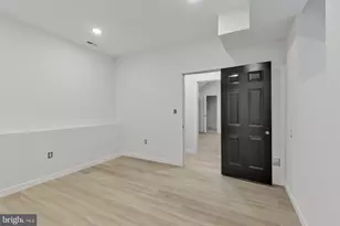 223 S 45th St, Philadelphia, PA 19104 - Photo 23