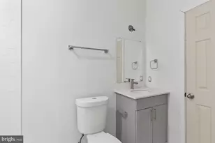 223 S 45th St, Philadelphia, PA 19104 - Photo 19