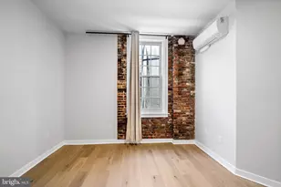257 N 3rd St, Philadelphia, PA 19106 - Photo 11