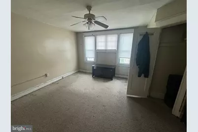 806 W Wellens Street, Philadelphia, PA 19141 - Photo 5