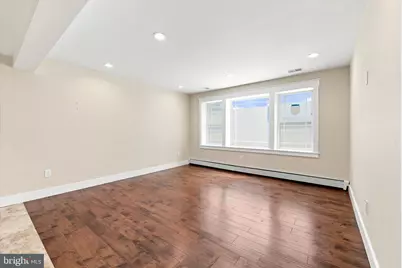 135 E Allen Street, Philadelphia, PA 19125 - Photo 9