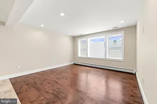 135 E Allen St, Philadelphia, PA 19125 - Photo 9