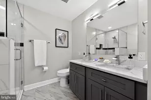 2303 St Albans St, Philadelphia, PA 19146 - Photo 21