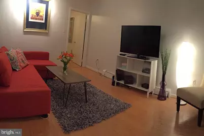 1008 S 8th Street #2, Philadelphia, PA 19147 - Photo 3
