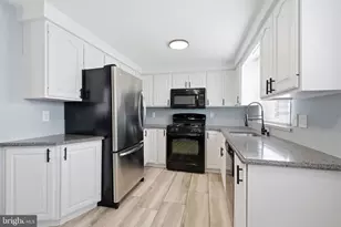 2713 Clayton St, Philadelphia, PA 19152 - Photo 1