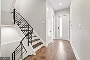 602 N 5th St, Philadelphia, PA 19123 - Photo 3