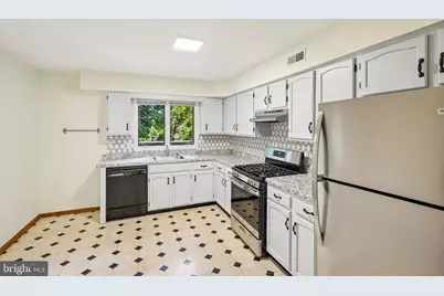 8816 Ridge Avenue #17, Philadelphia, PA 19128 - Photo 11