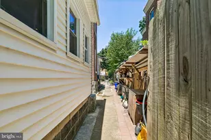 7010 Hegerman St, Philadelphia, PA 19135 - Photo 43