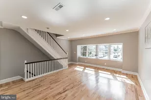 33 E Gorgas Ln, Philadelphia, PA 19119 - Photo 7