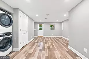 33 E Gorgas Ln, Philadelphia, PA 19119 - Photo 25
