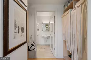 319 Vine St, Philadelphia, PA 19106 - Photo 31