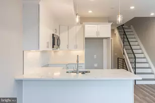 2040 N 19th St, Philadelphia, PA 19121 - Photo 13