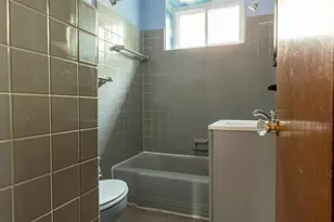 404 S Croskey St, Philadelphia, PA 19146 - Photo 17