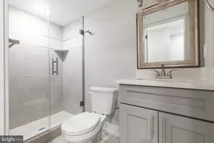 2537 N Howard St, Philadelphia, PA 19133 - Photo 17