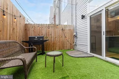 2147 Cross Street, Philadelphia, PA 19146 - Photo 11