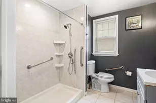 1615 E McPherson St, Philadelphia, PA 19150 - Photo 7