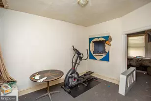 814 E Woodlawn St, Philadelphia, PA 19138 - Photo 19