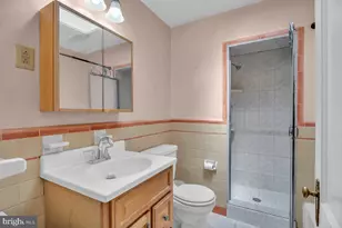 3240 Longshore Ave, Philadelphia, PA 19149 - Photo 19