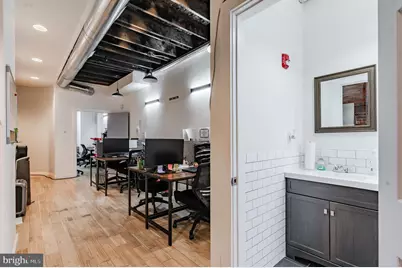 319 Bainbridge Street, Philadelphia, PA 19147 - Photo 15
