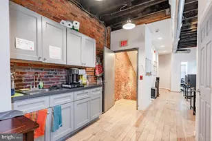 319 Bainbridge St, Philadelphia, PA 19147 - Photo 9