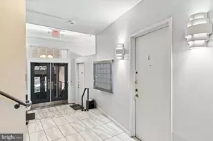 246 N 3rd St, Philadelphia, PA 19106 - Photo 13