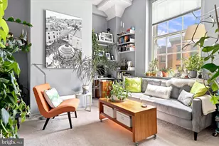 246 N 3rd St, Philadelphia, PA 19106 - Photo 1