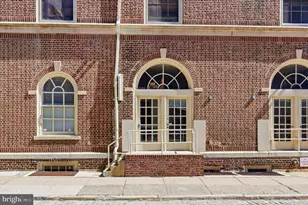 246 N 3rd St, Philadelphia, PA 19106 - Photo 11