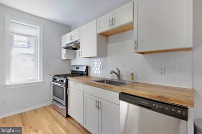 1517 S Lecount Street, Philadelphia, PA 19146 - Photo 7