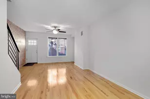 1517 S LeCount St, Philadelphia, PA 19146 - Photo 5