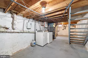 928 N Bambrey St, Philadelphia, PA 19130 - Photo 35