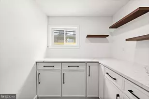 2308 Christian St, Philadelphia, PA 19146 - Photo 15