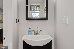 1267 S 21st St, Philadelphia, PA 19146 - Photo 13