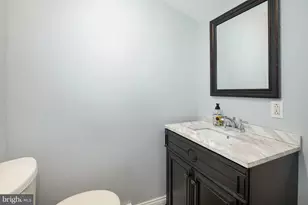 2413 Sharswood St, Philadelphia, PA 19121 - Photo 9
