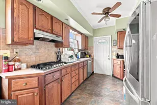 828 Knorr St, Philadelphia, PA 19111 - Photo 11