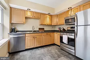 435 Shurs Ln, Philadelphia, PA 19128 - Photo 9
