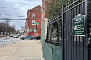 676 Perth Pl, Philadelphia, PA 19123 - Photo 7