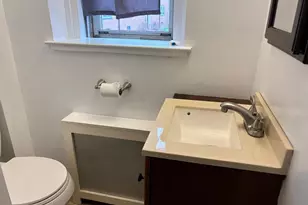 676 Perth Pl, Philadelphia, PA 19123 - Photo 13