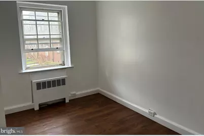 676 Perth Place #B, Philadelphia, PA 19123 - Photo 9