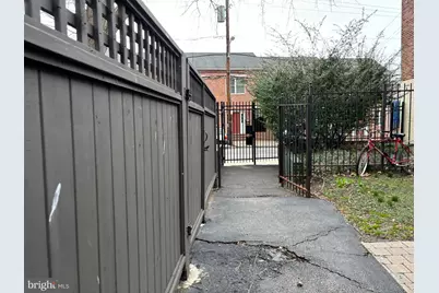 676 Perth Place #B, Philadelphia, PA 19123 - Photo 25