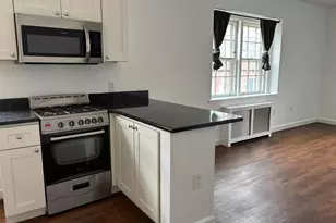 676 Perth Pl, Philadelphia, PA 19123 - Photo 3