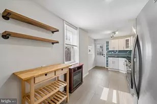 2042 E Huntingdon St, Philadelphia, PA 19125 - Photo 13